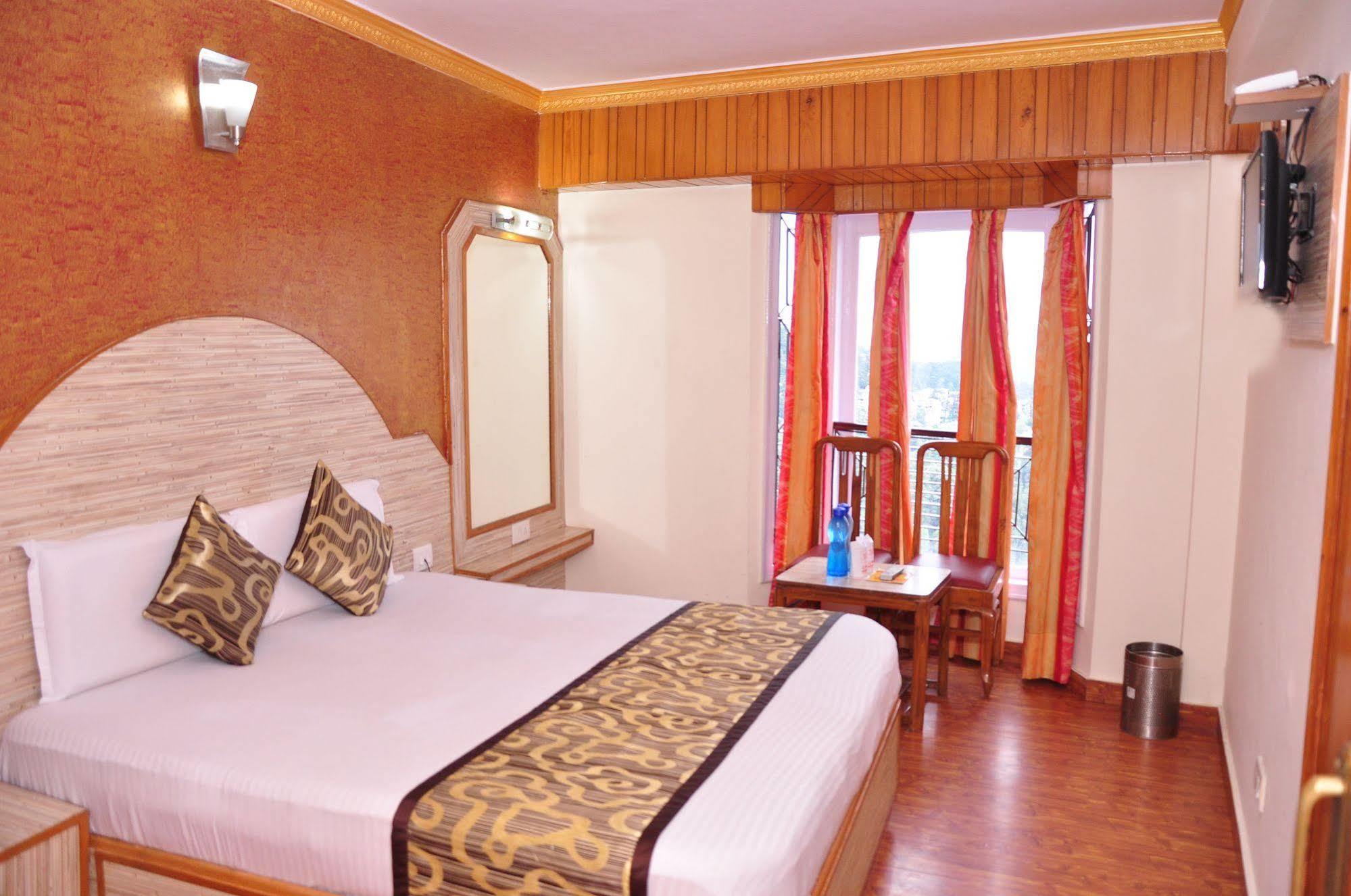Hotel Sidharath Shimla Esterno foto