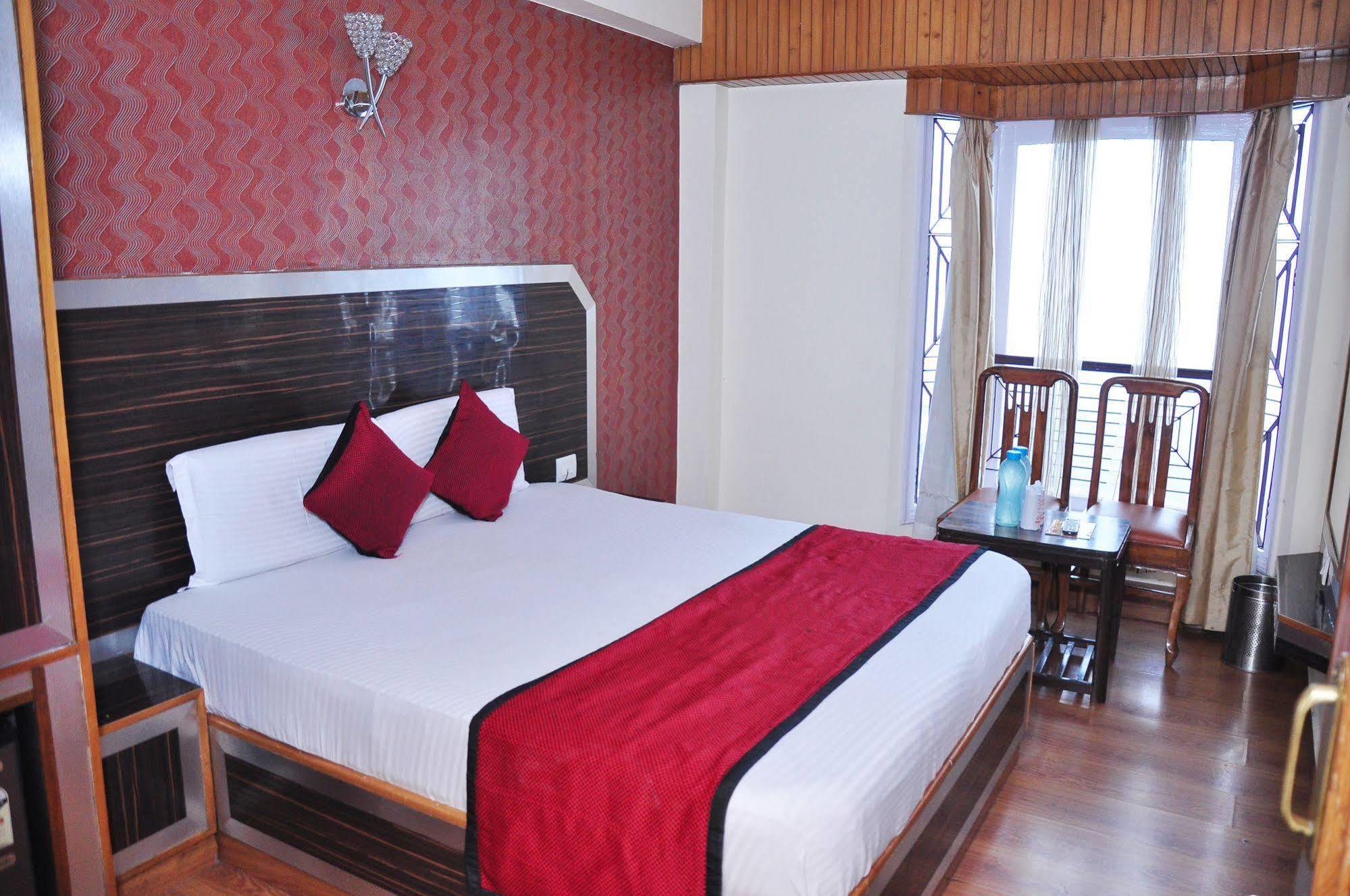 Hotel Sidharath Shimla Esterno foto